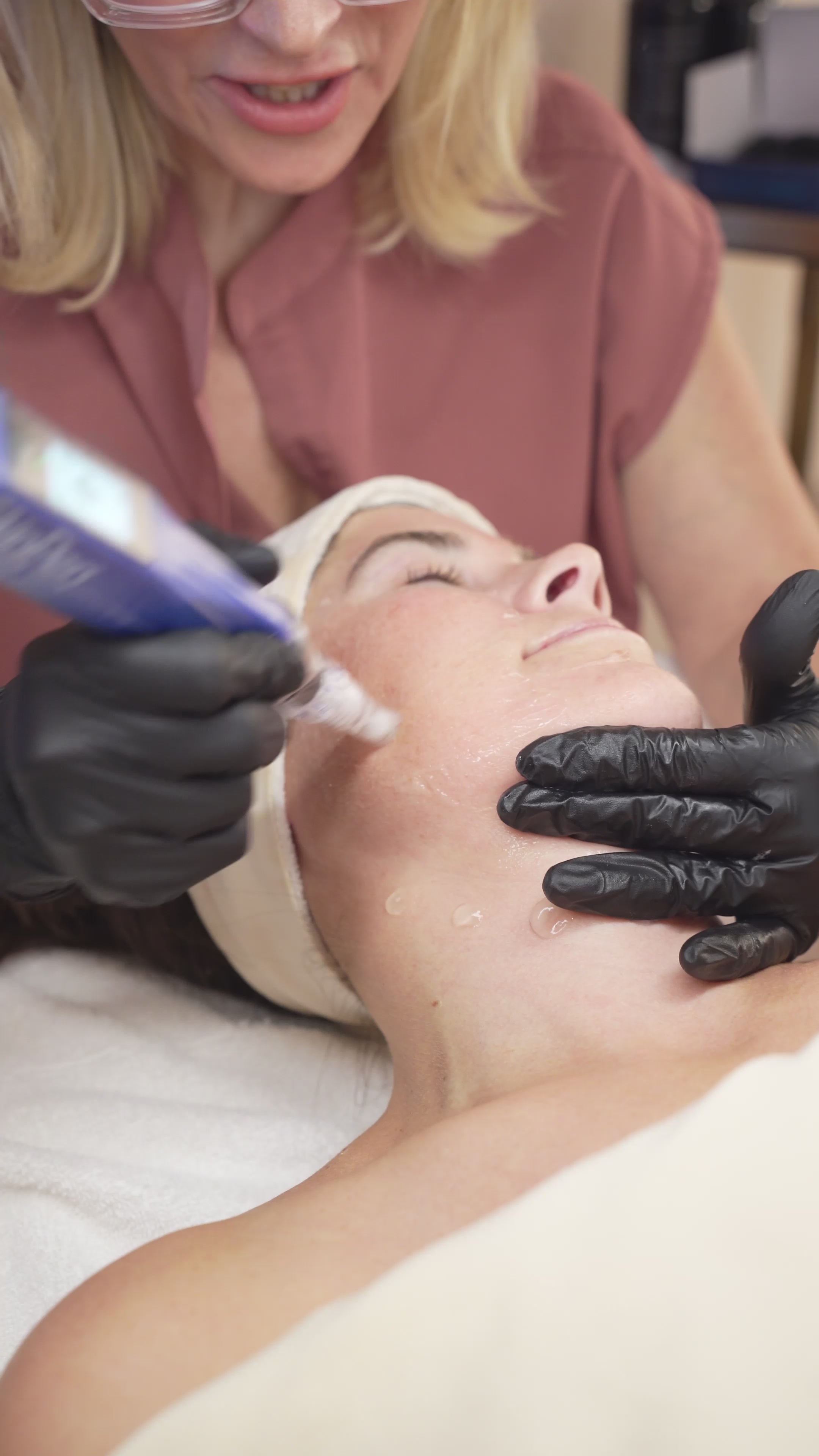 SkinPen® Microneedling with Ariessence Platelet Derived Growth Factors PDGF+ Package of 3